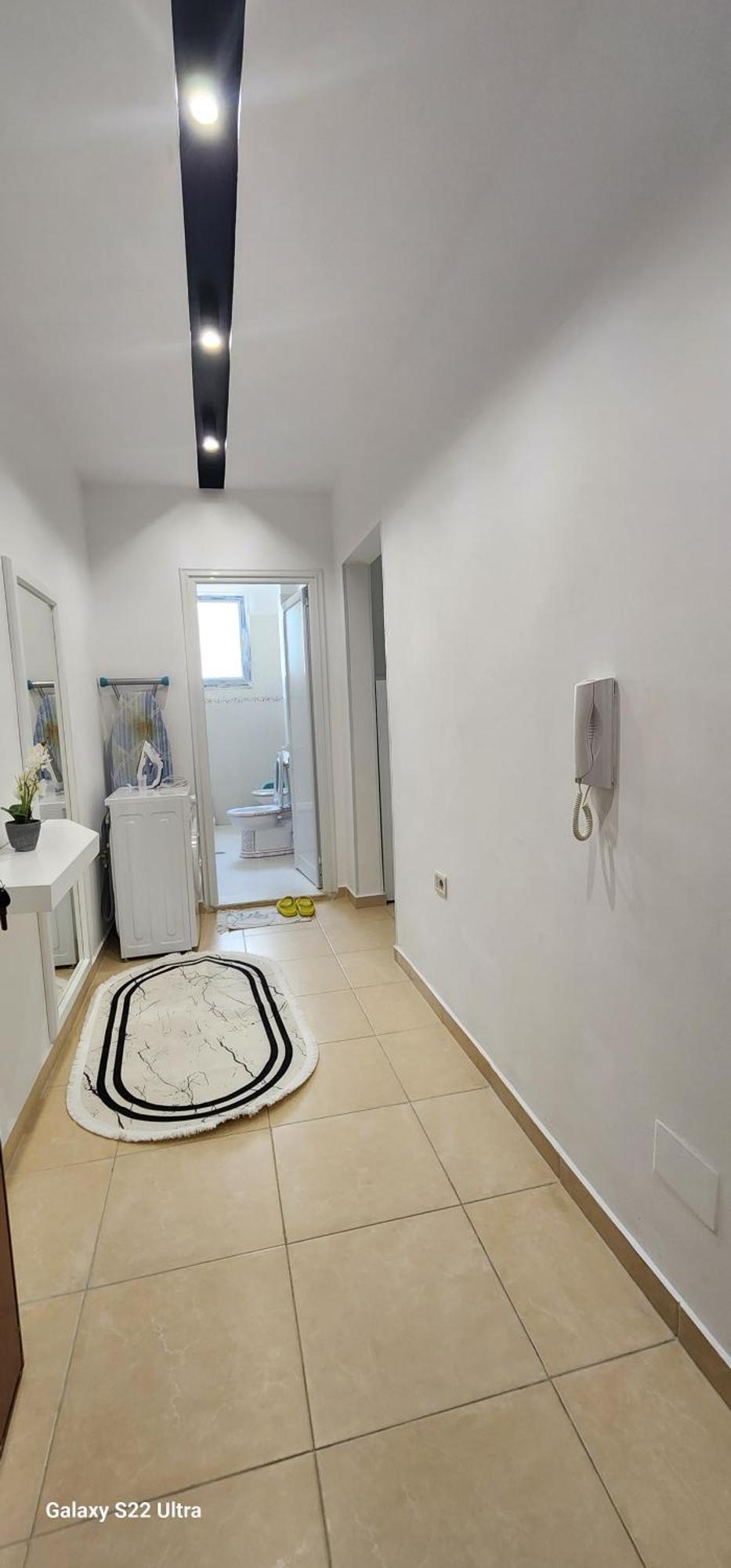 Seasons Apartment's Apartament
